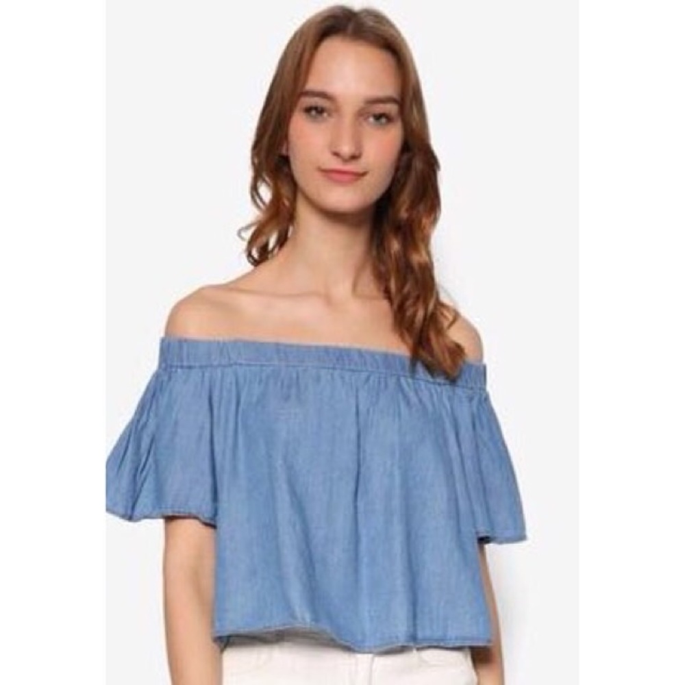 ⊱ denim blue off shoulder top ⊰
